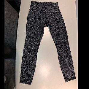 Lululemon Wunder Under Leggings